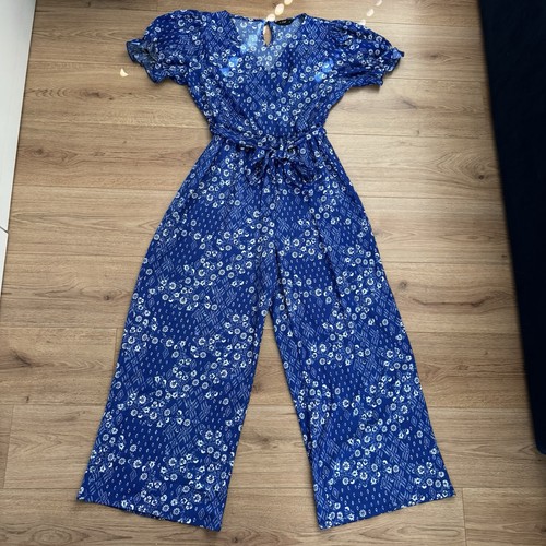Blue white patterned - blue,