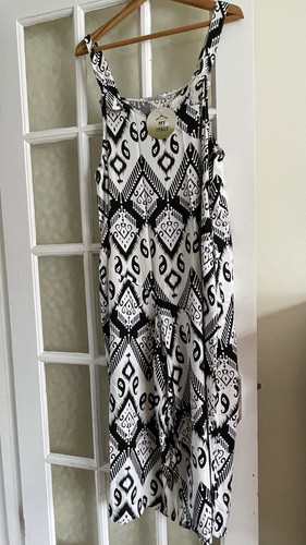 Italy black white boho - my,